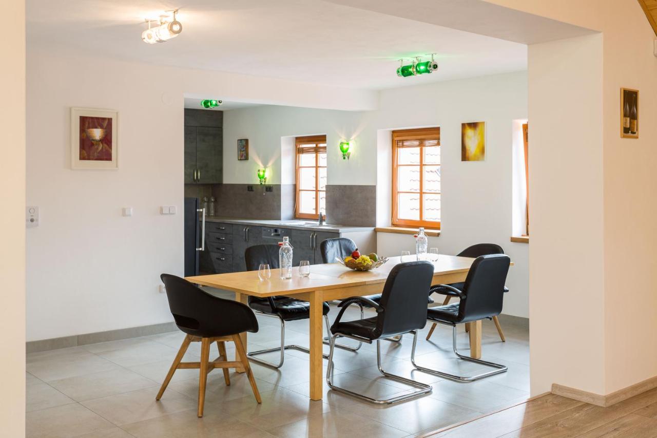 Vinny Apartman Rakovník מראה חיצוני תמונה